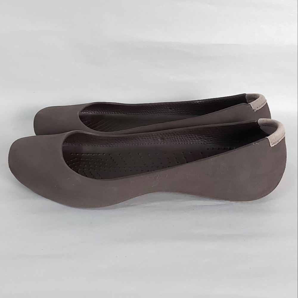 Crocs Women‎ Brown Marnie Suede Tip Ballet Flat Size 8 Casual Comfort Slip-on
